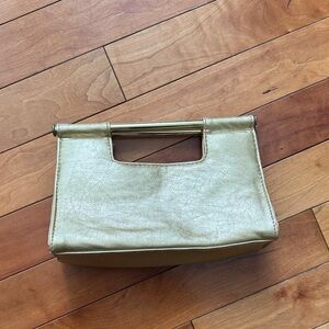 le chateau Gold Metallic Top-Handle Clutch